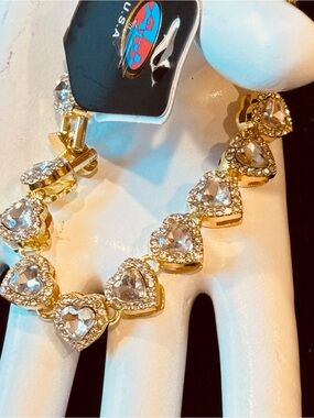AJ USA NWT 14K Gold Plated Stainless Steel VVS CZ Heart Tennis Bracelet 8”